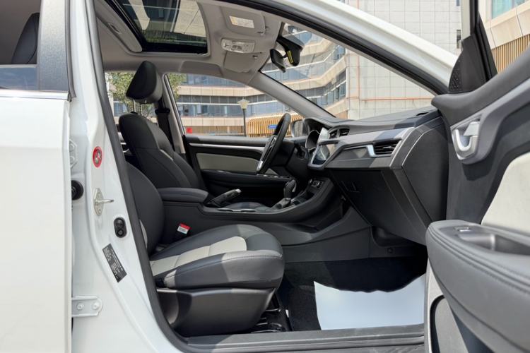 Used Geely Auto Vision 2020 Revised Version 1.5L CVT Asian Games Edition Right Front Seat