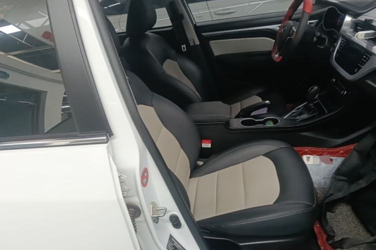 Used Geely Auto Vision 2020 Revised Version 1.5L CVT Asian Games Edition Right Front Seat