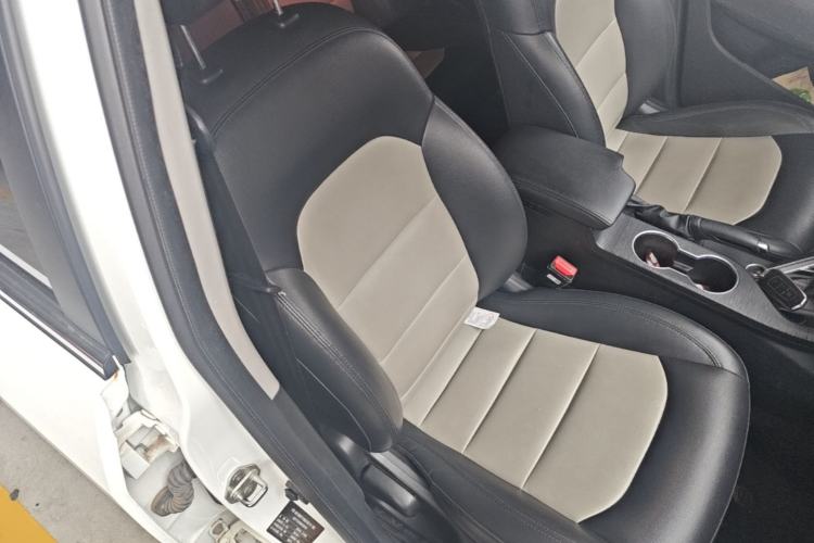 Used Geely Auto Vision 2020 Revised Version 1.5L CVT Asian Games Edition Right Front Seat