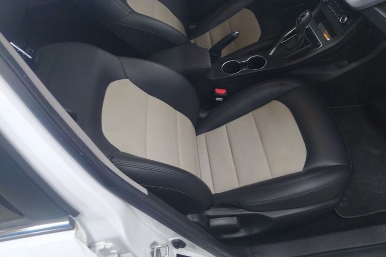 Used Geely Auto Vision 2020 Revised Version 1.5L CVT Asian Games Edition Right Front Seat