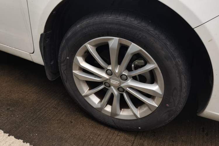 Used Geely Auto Vision 2020 Revised 1.5L CVT Luxury Version Right Front Wheel Hub