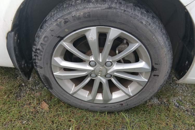 Used Geely Auto Vision 2020 1.5L CVT Asian Games Edition Right Front Wheel Hub
