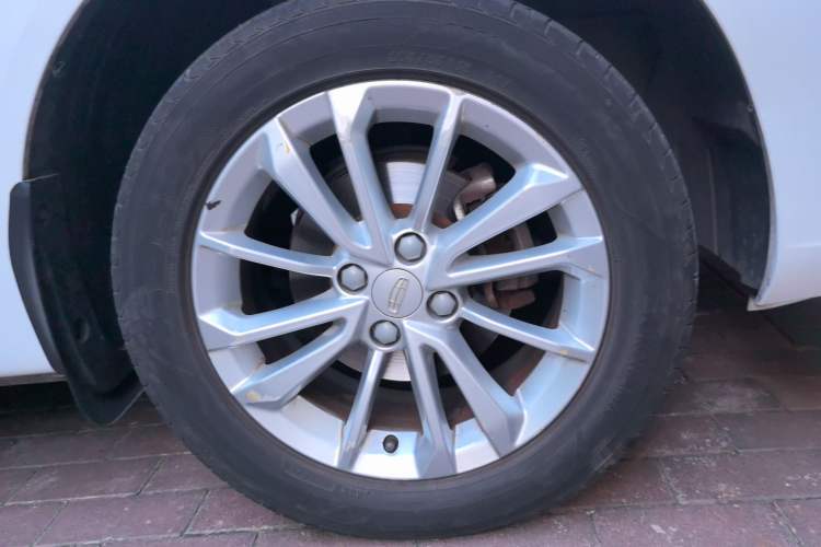 Used Geely Auto Vision 2020 1.5L Manual Asian Games Edition Right Front Wheel Hub