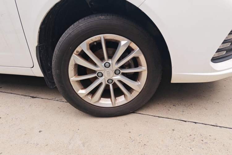 Used Geely Auto Vision 2020 1.5L Manual Asian Games Edition Right Front Wheel Hub
