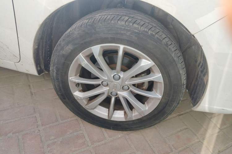 Used Geely Auto Vision 2020 1.5L CVT Asian Games Edition Right Front Wheel Hub