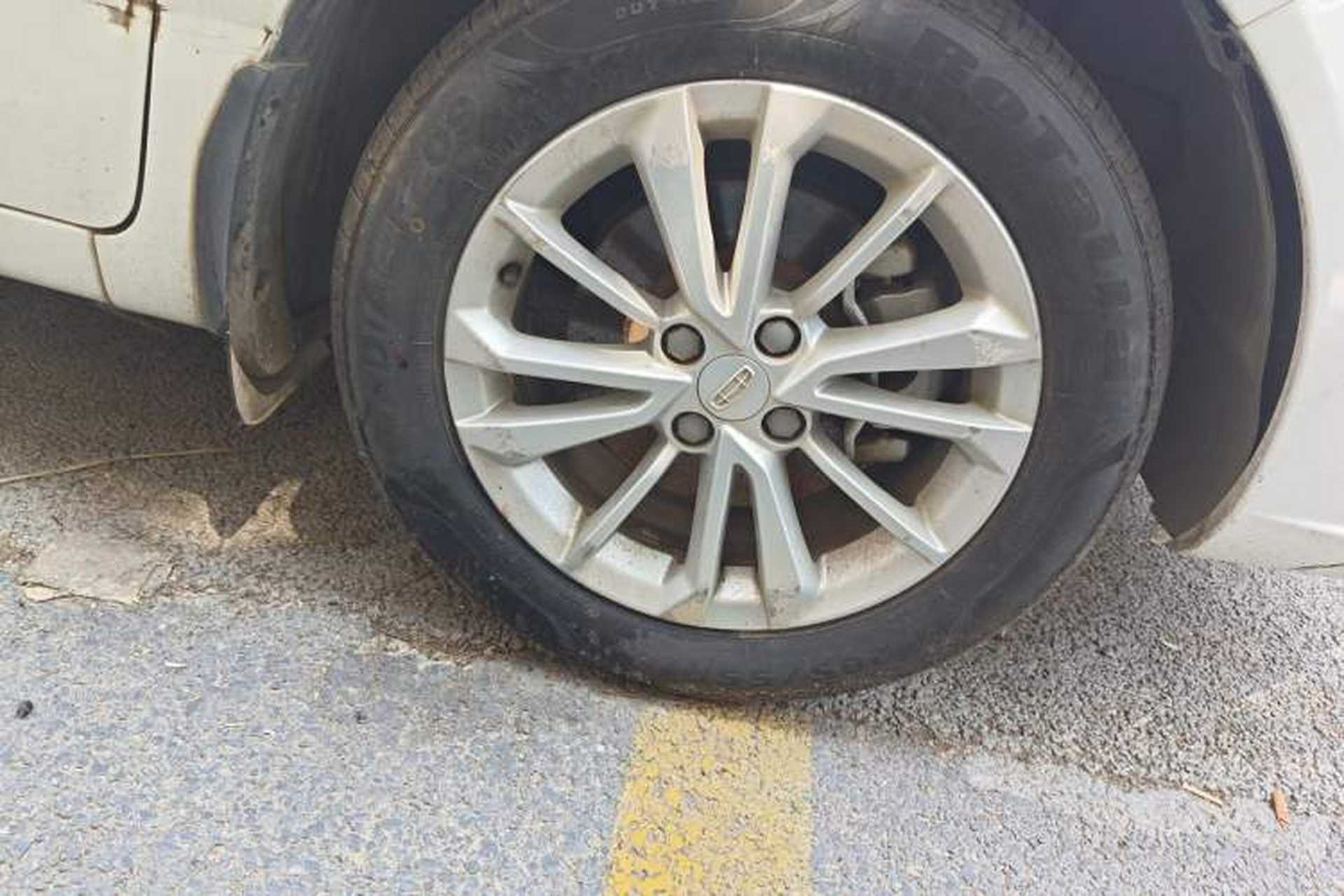 Used Geely Auto Vision 2020 1.5L CVT Asian Games Edition Right Front Wheel Hub