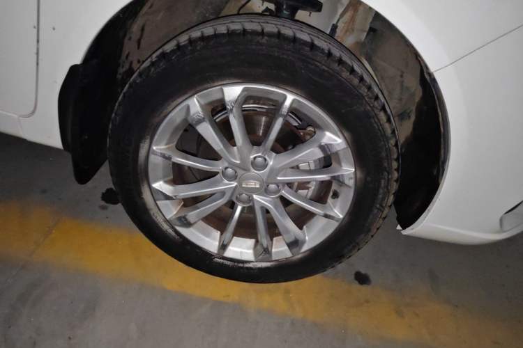 Used Geely Auto Vision 2020 1.5L Manual Asian Games Edition Right Front Wheel Hub