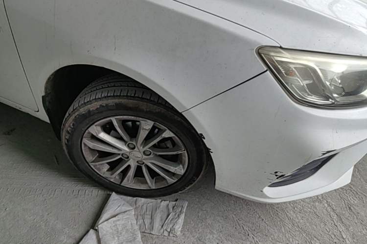 Used Geely Auto Vision 2020 1.5L Manual Asian Games Edition Right Front Wheel Hub