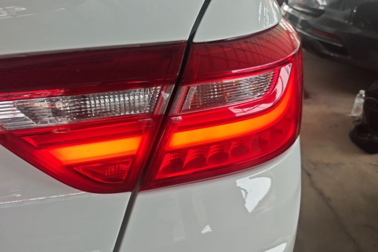 Used Geely Auto Vision 2020 1.5L Manual Value Edition Right Rear Taillight