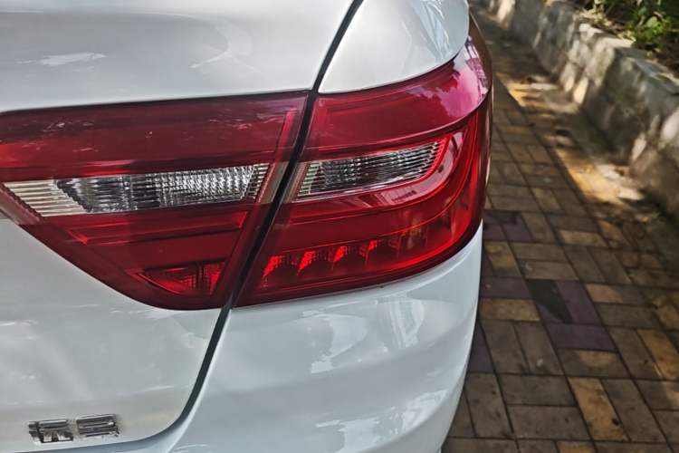 Used Geely Auto Vision 2020 1.5L CVT Value Edition Right Rear Taillight