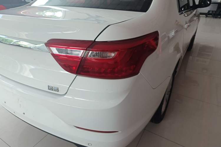 Used Geely Auto Vision 2020 Revised Version 1.5L CVT Asian Games Edition Right Rear Taillight