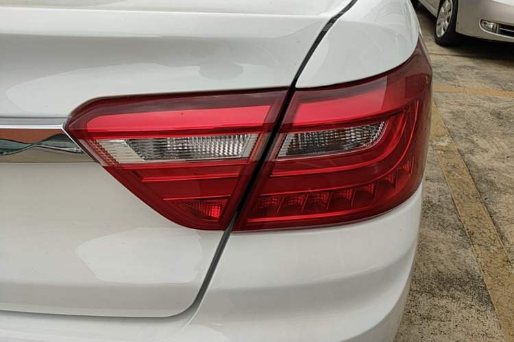 Used Geely Auto Vision 2020 1.5L CVT Value Edition Right Rear Taillight