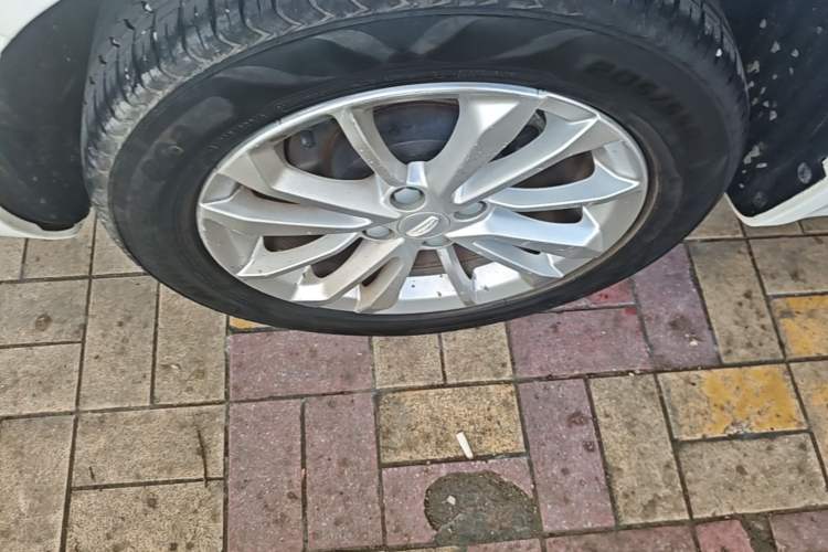 Used Geely Auto Vision 2020 1.5L CVT Value Edition Right Rear Wheel Hub