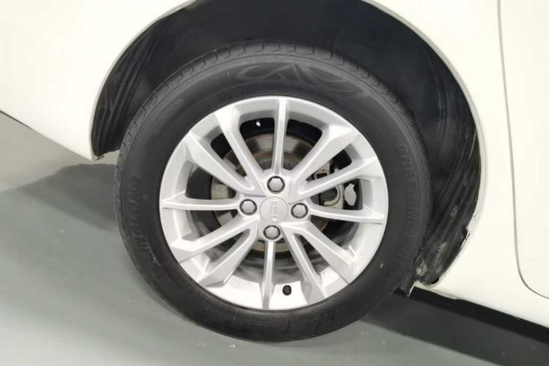 Used Geely Auto Vision 2020 Revised Version 1.5L CVT Asian Games Edition Right Rear Wheel Hub