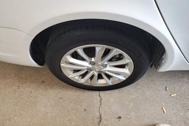 Used Geely Auto Vision 2020 Revised Version 1.5L CVT Asian Games Edition Right Rear Wheel Hub