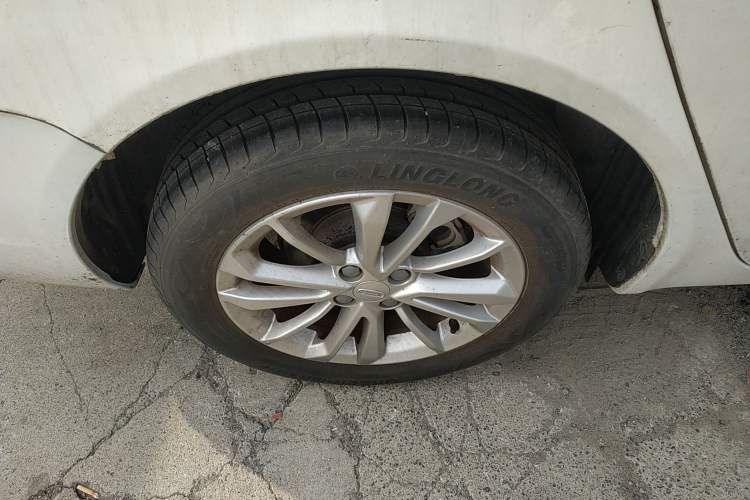 Used Geely Auto Vision 2020 Revised Version 1.5L CVT Asian Games Edition Right Rear Wheel Hub