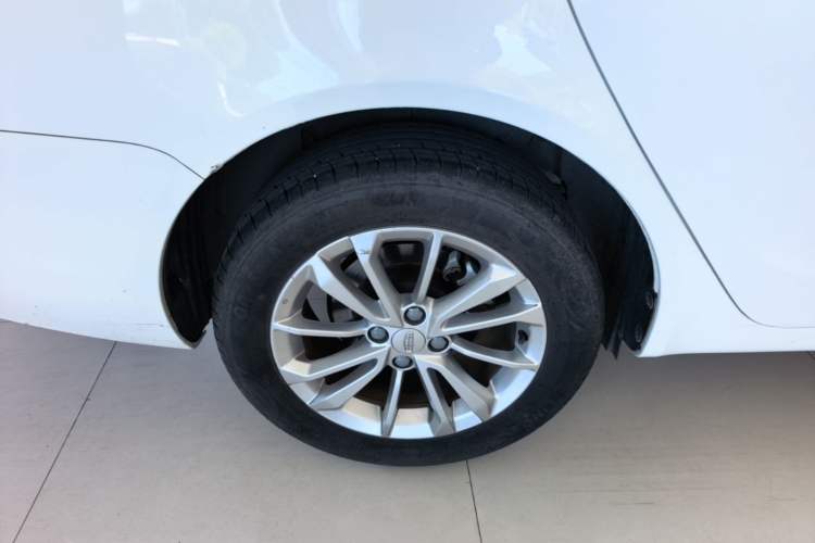 Used Geely Auto Vision 2020 Revised Version 1.5L CVT Asian Games Edition Right Rear Wheel Hub