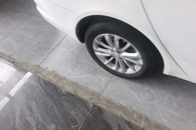 Used Geely Auto Vision 2020 1.5L Manual Asian Games Edition Right Rear Wheel Hub