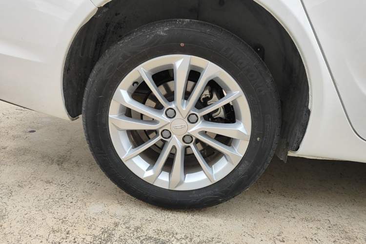 Used Geely Auto Vision 2020 1.5L CVT Value Edition Right Rear Wheel Hub