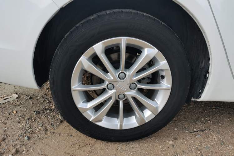 Used Geely Auto Vision 2020 1.5L CVT Asian Games Edition Right Rear Wheel Hub