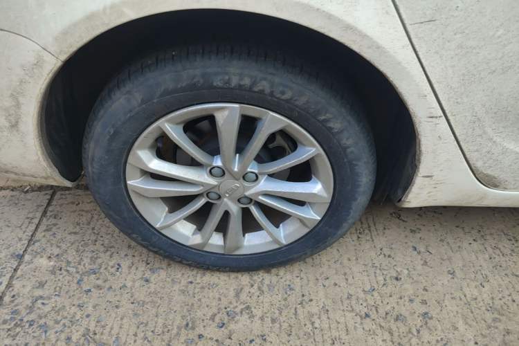 Used Geely Auto Vision 2020 Revised Version 1.5L CVT Asian Games Edition Right Rear Wheel Hub