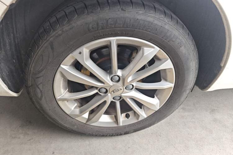 Used Geely Auto Vision 2020 Revised Version 1.5L CVT Asian Games Edition Right Rear Wheel Hub