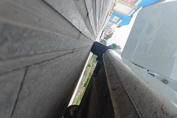 Used Geely Auto Vision 2020 1.5L CVT Value Edition Right Side Sill