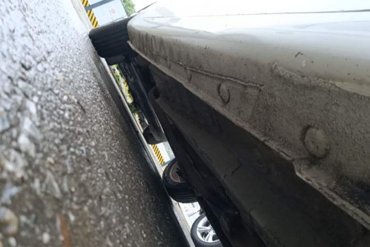 Used Geely Auto Vision 2020 1.5L CVT Asian Games Edition Right Side Sill