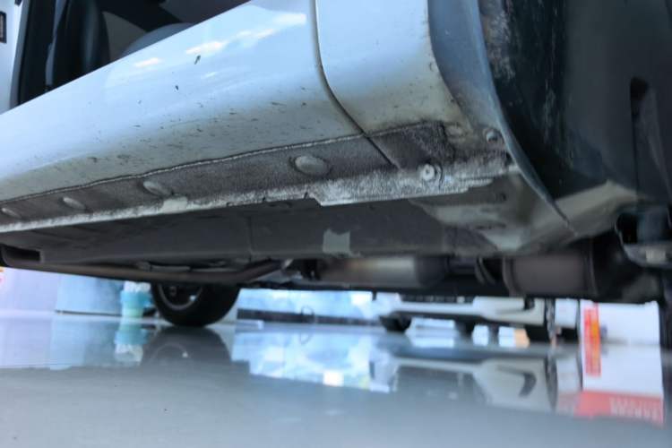 Used Geely Auto Vision 2020 Revised Version 1.5L CVT Asian Games Edition Right Side Sill