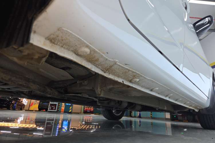 Used Geely Auto Vision 2020 Revised Version 1.5L CVT Asian Games Edition Right Side Sill