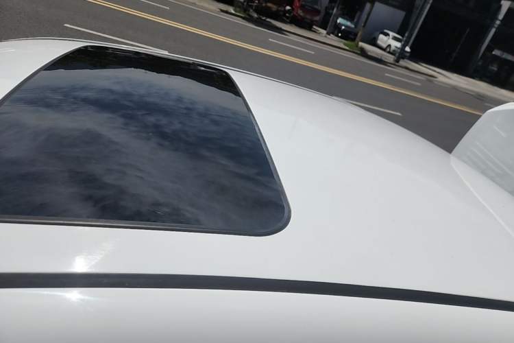Used Geely Auto Vision 2020 1.5L CVT Asian Games Edition Roof
