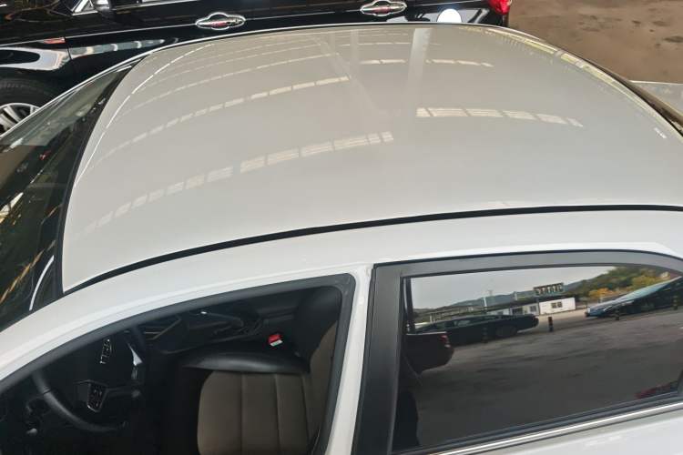 Used Geely Auto Vision 2020 1.5L CVT Asian Games Edition Roof