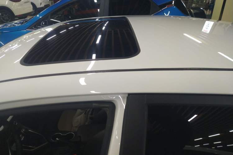 Used Geely Auto Vision 2020 Revised Version 1.5L CVT Asian Games Edition Roof