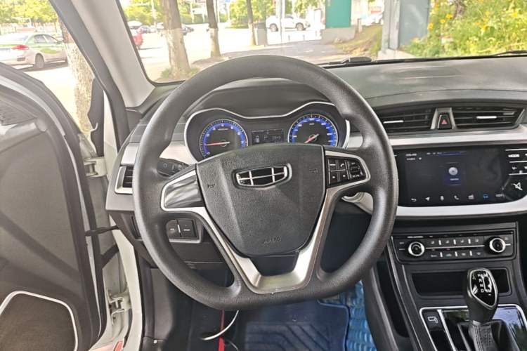 Used Geely Auto Vision 2020 1.5L CVT Value Edition Steering Wheel