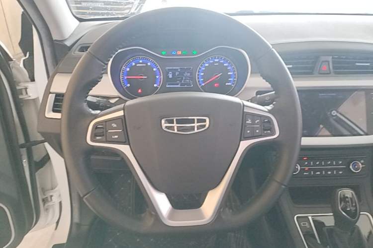 Used Geely Auto Vision 2020 Revised Version 1.5L CVT Asian Games Edition Steering Wheel