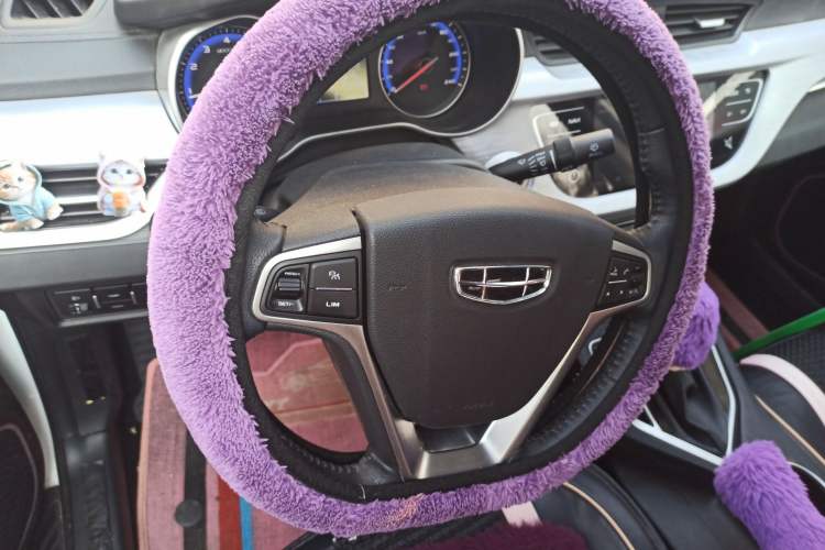 Used Geely Auto Vision 2020 Revised Version 1.5L CVT Asian Games Edition Steering Wheel