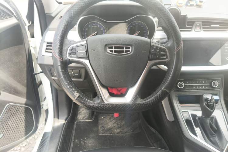 Used Geely Auto Vision 2020 Revised Version 1.5L CVT Asian Games Edition Steering Wheel