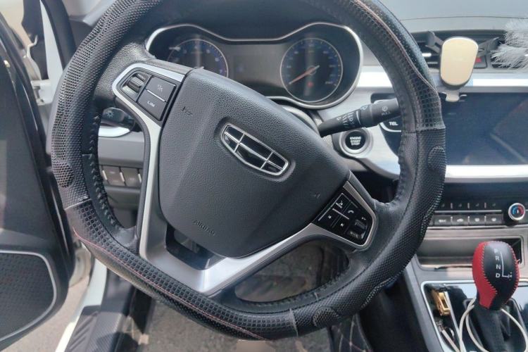 Used Geely Auto Vision 2020 Revised Version 1.5L CVT Asian Games Edition Steering Wheel