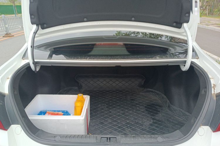 Used Geely Auto Vision 2020 Revised 1.5L Manual Asian Games Edition Trunk
