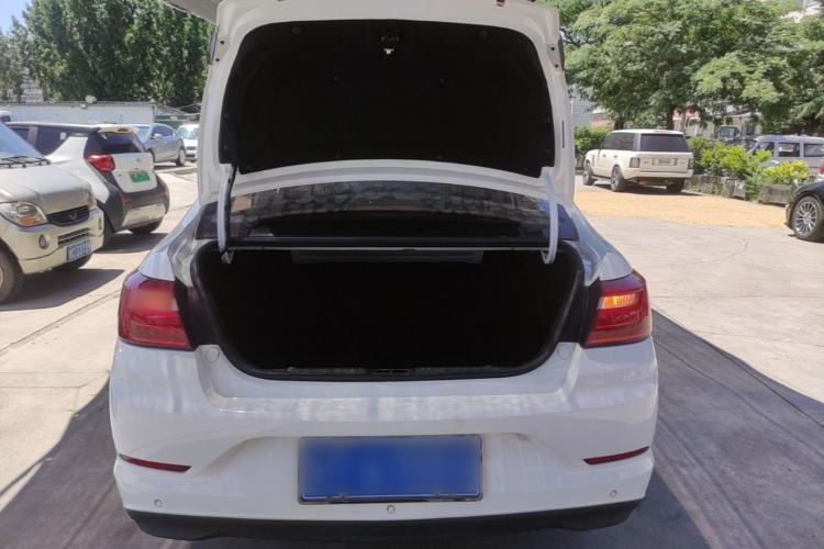 Used Geely Auto Vision 2020 Revised 1.5L Manual Asian Games Edition Trunk