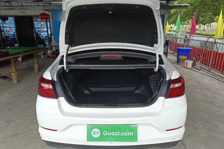 Used Geely Auto Vision 2020 Revised Version 1.5L CVT Asian Games Edition Trunk