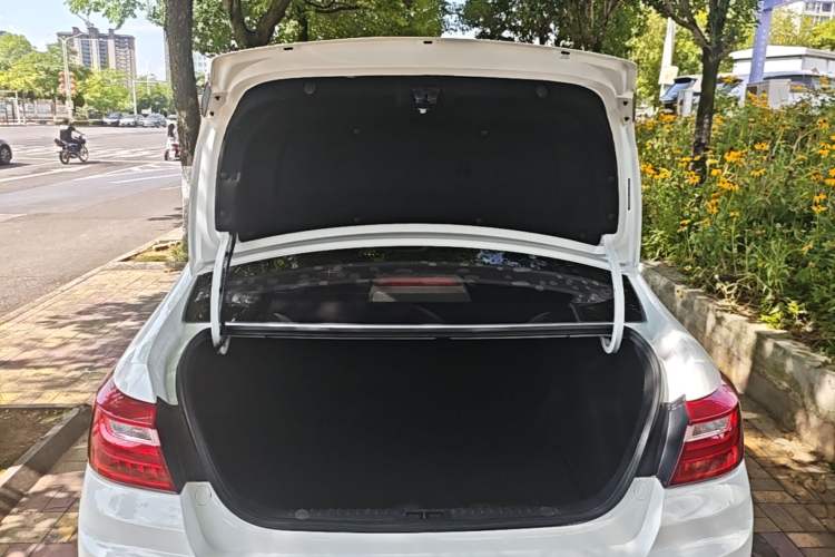 Used Geely Auto Vision 2020 1.5L CVT Value Edition Trunk