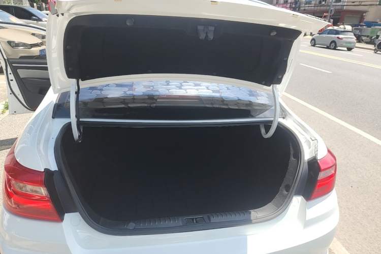 Used Geely Auto Vision 2020 1.5L CVT Asian Games Edition Trunk