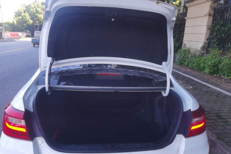 Used Geely Auto Vision 2020 1.5L Manual Asian Games Edition Trunk
