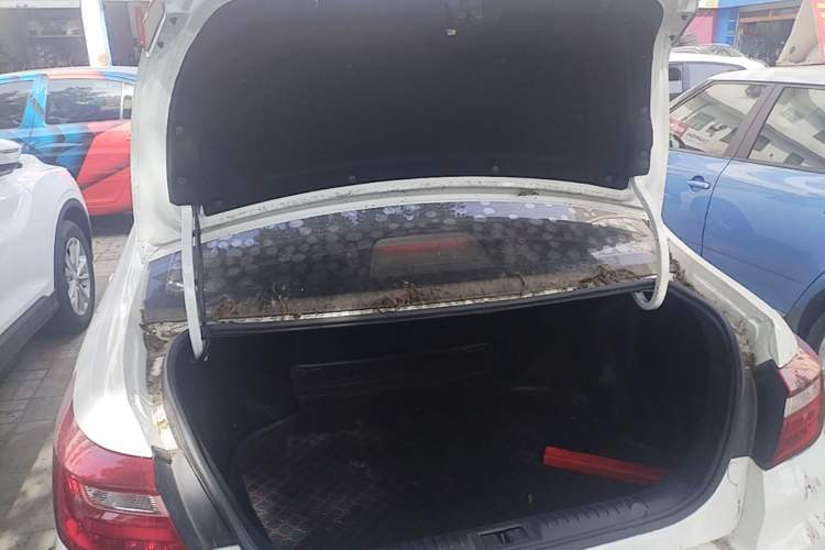 Used Geely Auto Vision 2020 Revised 1.5L Manual Asian Games Edition Trunk