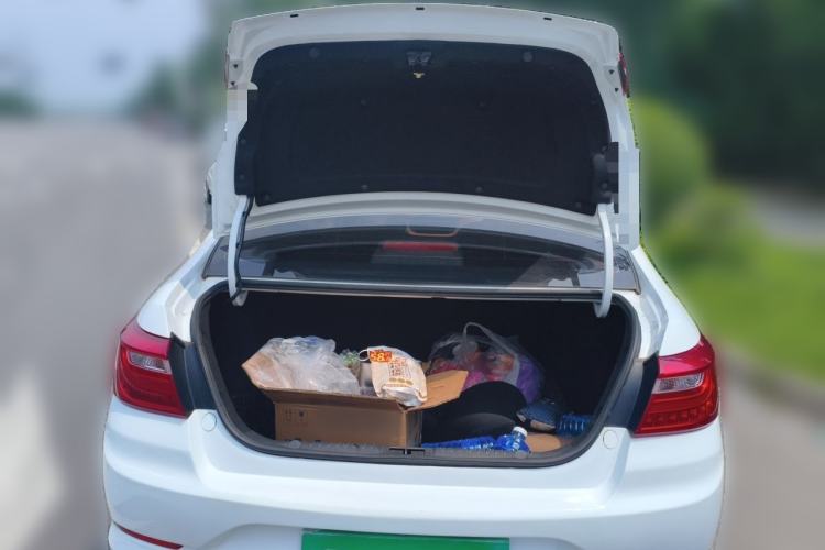 Used Geely Auto Vision 2020 Revised Version 1.5L CVT Asian Games Edition Trunk