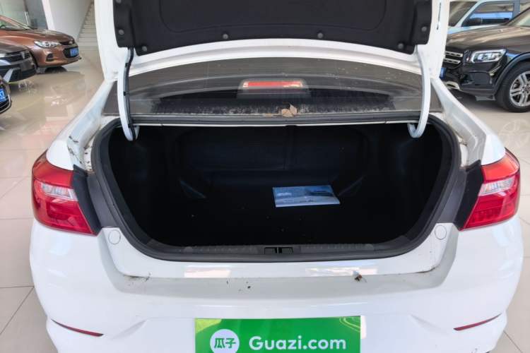 Used Geely Auto Vision 2020 Revised Version 1.5L CVT Asian Games Edition Trunk
