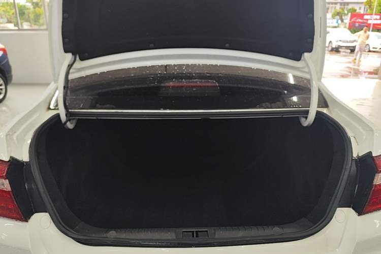 Used Geely Auto Vision 2020 1.5L CVT Value Edition Trunk