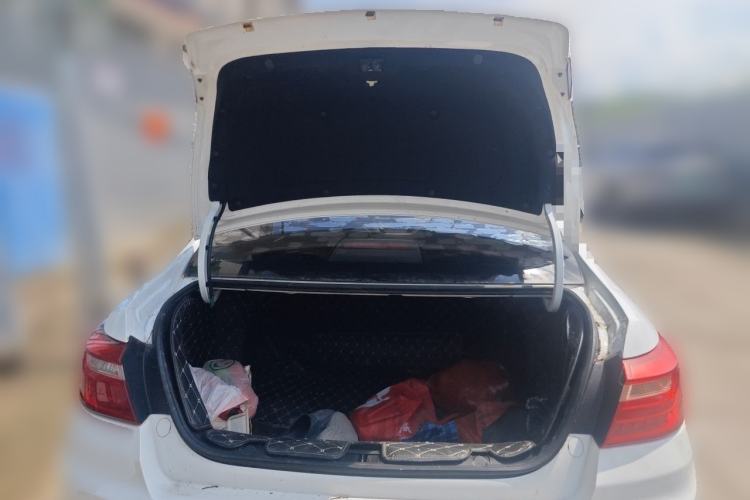 Used Geely Auto Vision 2020 Revised Version 1.5L CVT Asian Games Edition Trunk