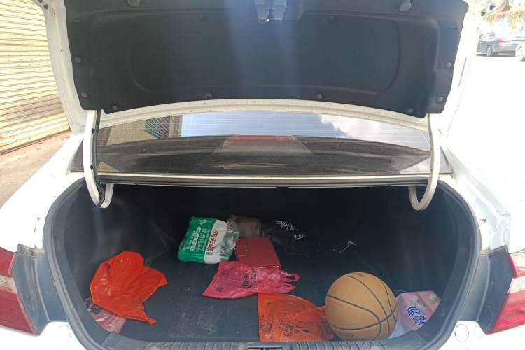 Used Geely Auto Vision 2020 1.5L CVT Asian Games Edition Trunk